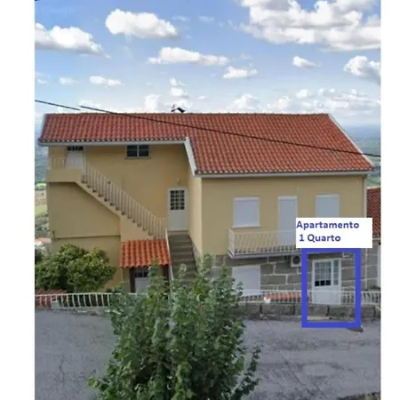 Casas Do Castelo Apartment *