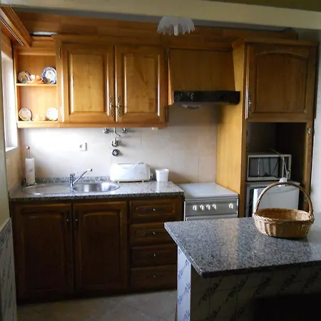 Casas Do Castelo * Aldeia da Serra