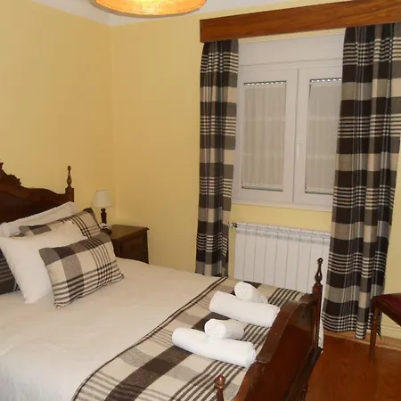 Casas Do Castelo Aldeia da Serra (Guarda)