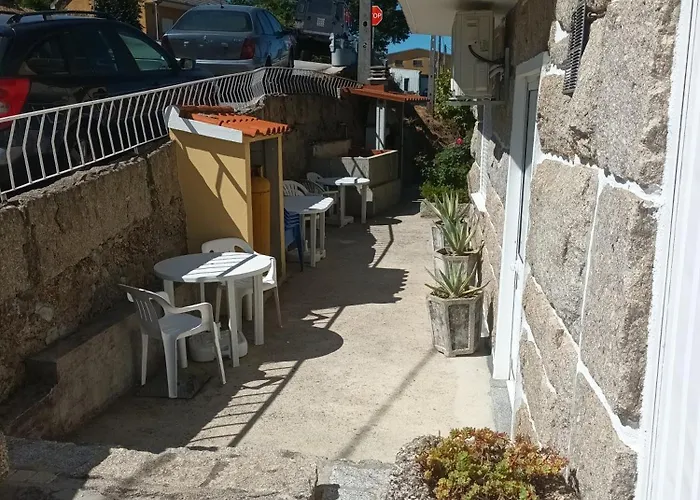 Casas Do Castelo * Aldeia da Serra (Guarda)