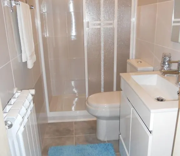 Casas Do Castelo * Aldeia da Serra (Guarda)