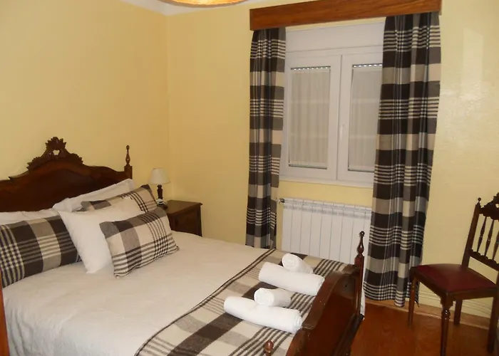 Casas Do Castelo Aldeia da Serra (Guarda)